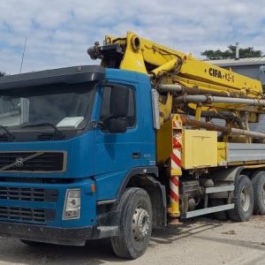 foto 32m Betonpumpe CIFA 6x2 Volvo